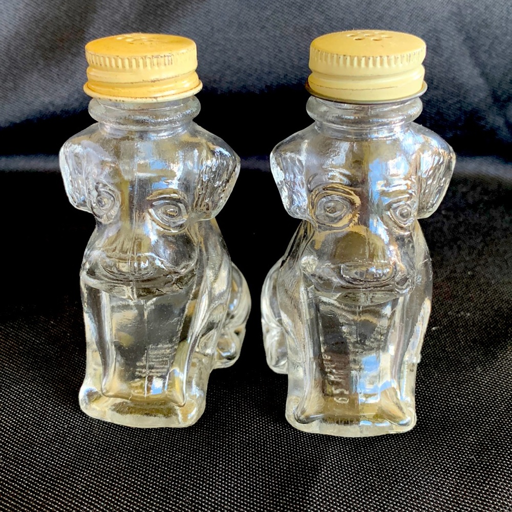 TH Stough Co. Salt & Pepper Shaker